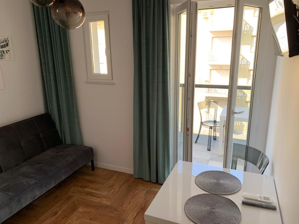 Malibu Apartments Μπιμπιόνε Εξωτερικό φωτογραφία
