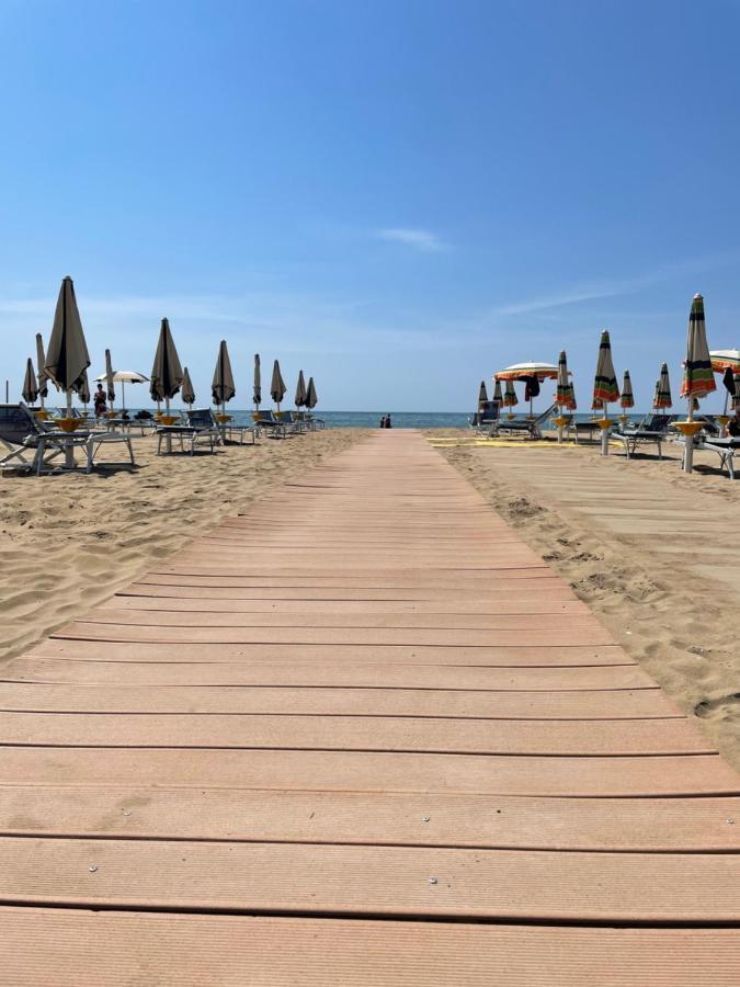 Malibu Apartments Μπιμπιόνε Εξωτερικό φωτογραφία